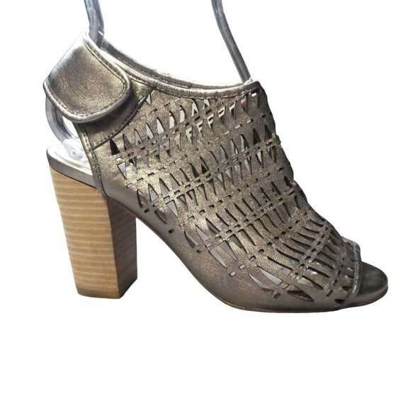 Jeffrey Campbell Silver Leather Peep Toe Shootie Ankle Bootie Heels Womens 8 - Picture 2 of 13